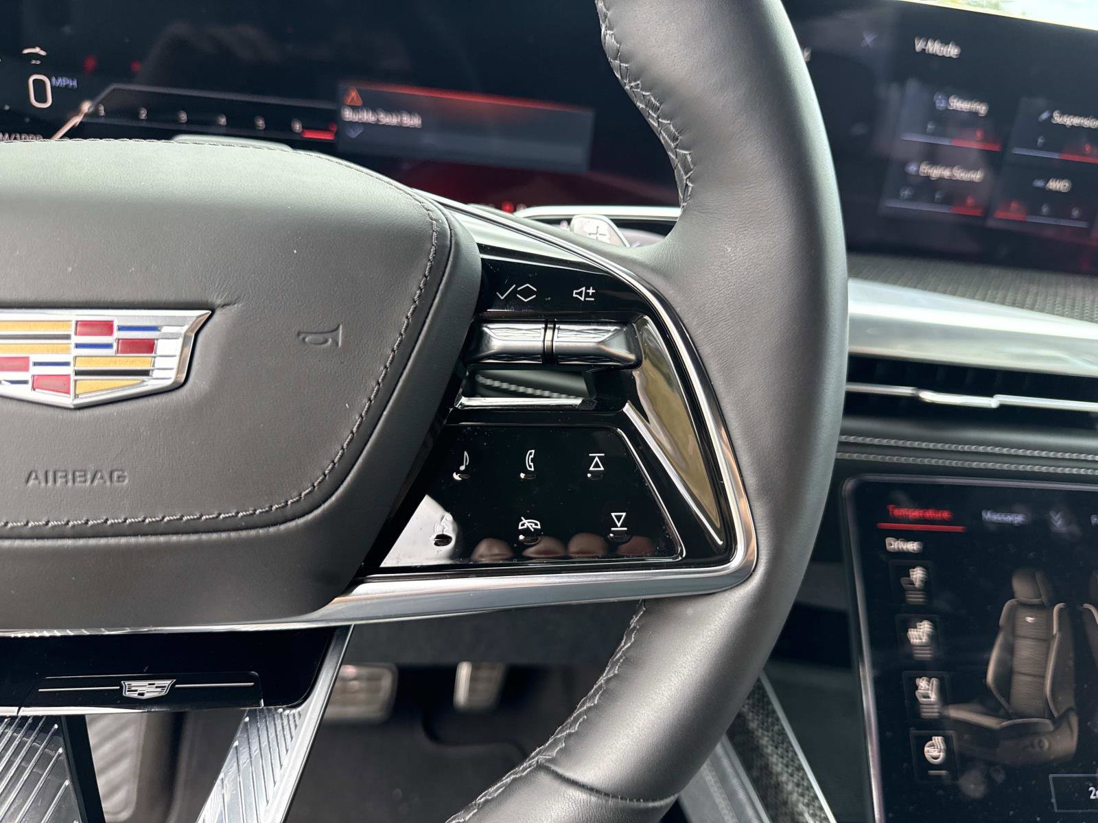 Used 2025 Cadillac Escalade V image 33