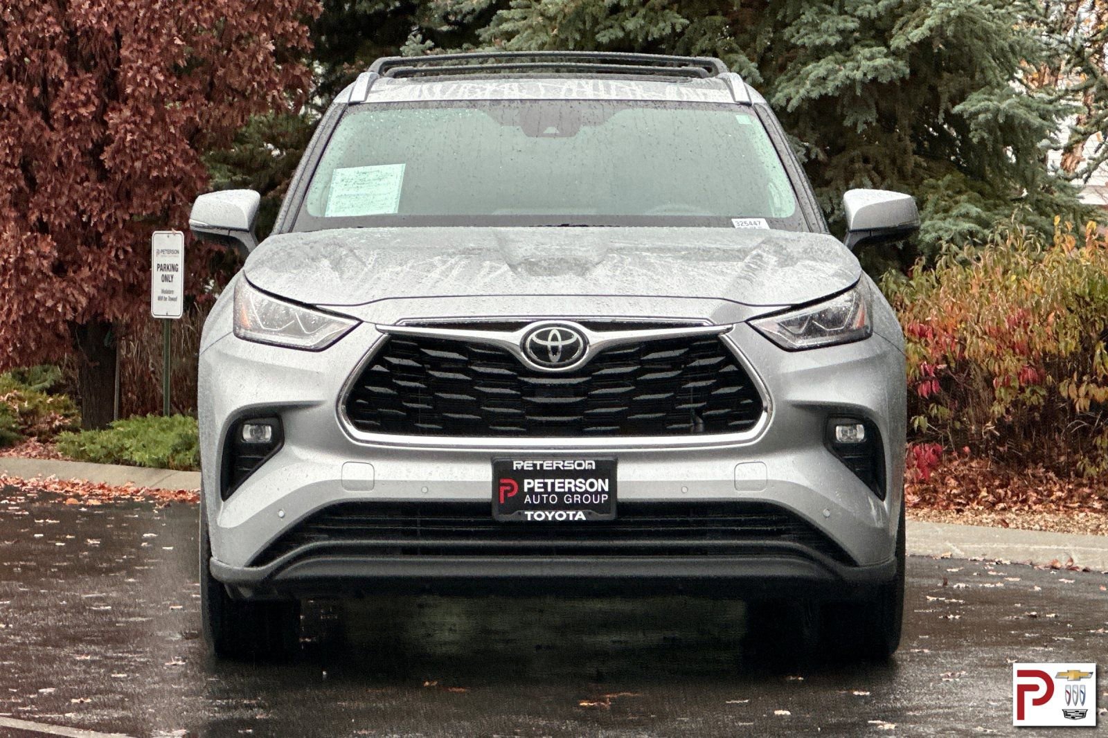 Used 2022 Toyota Highlander Limited image 9