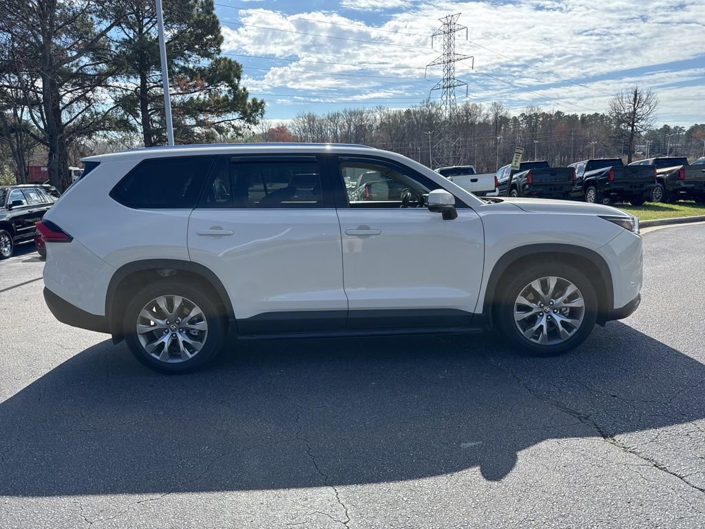 Used 2024 Toyota Grand Highlander Limited image 7