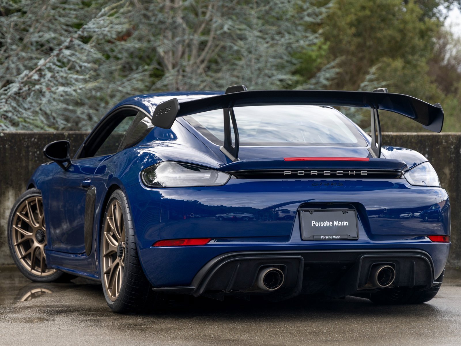 Used 2023 Porsche 718 Cayman GT4 RS image 3