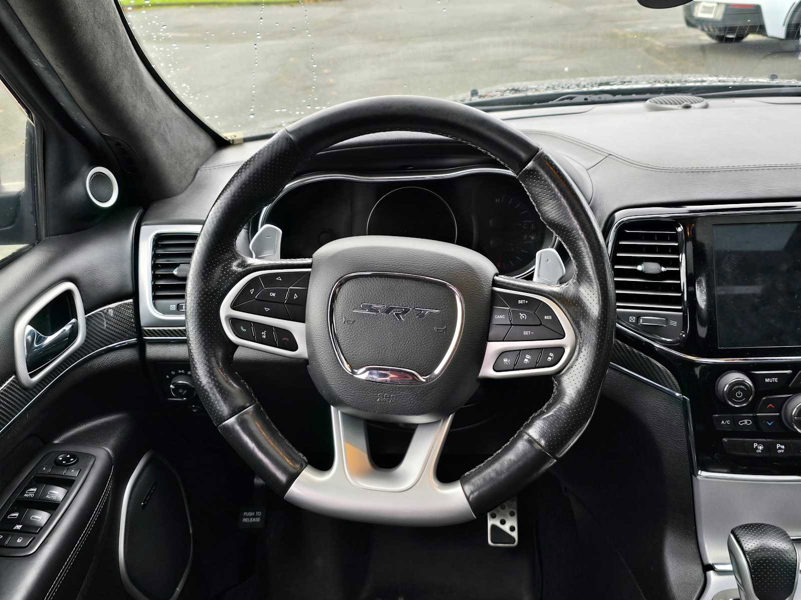 Used 2019 Jeep Grand Cherokee SRT image 18