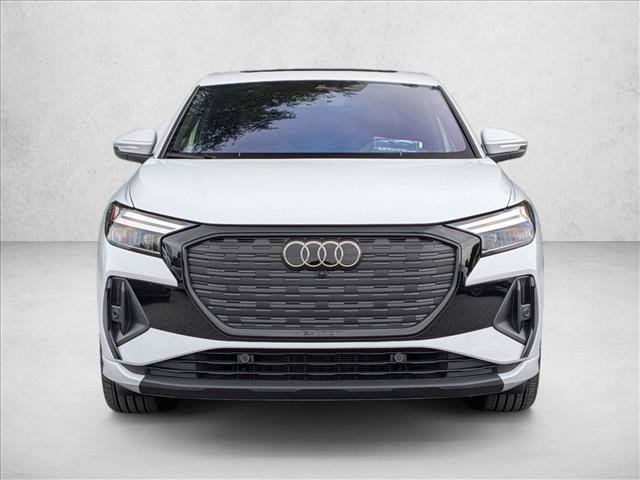 Certified 2025 Audi Q4 e-tron Premium Plus w/ Premium Plus AWD/4WD image 2