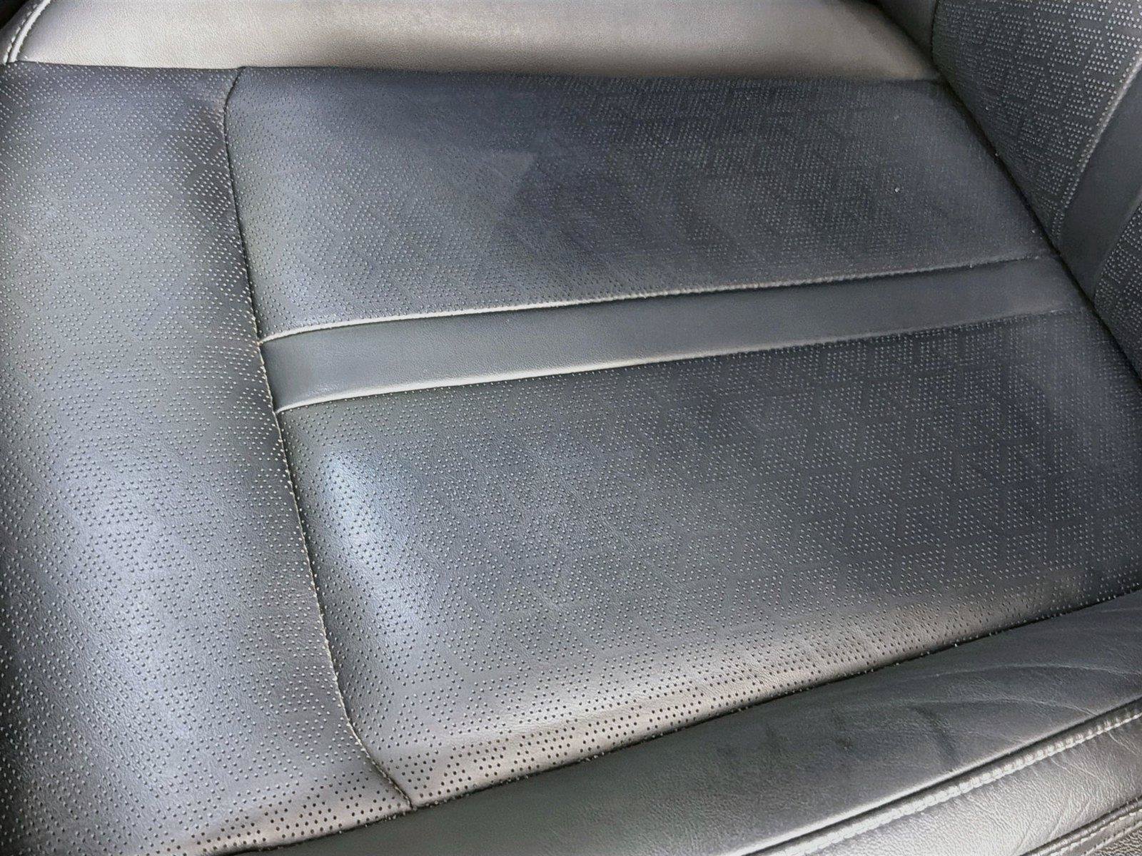 Used 2023 Kia Sorento EX w/ Panoramic Sunroof Package AWD/4WD image 15