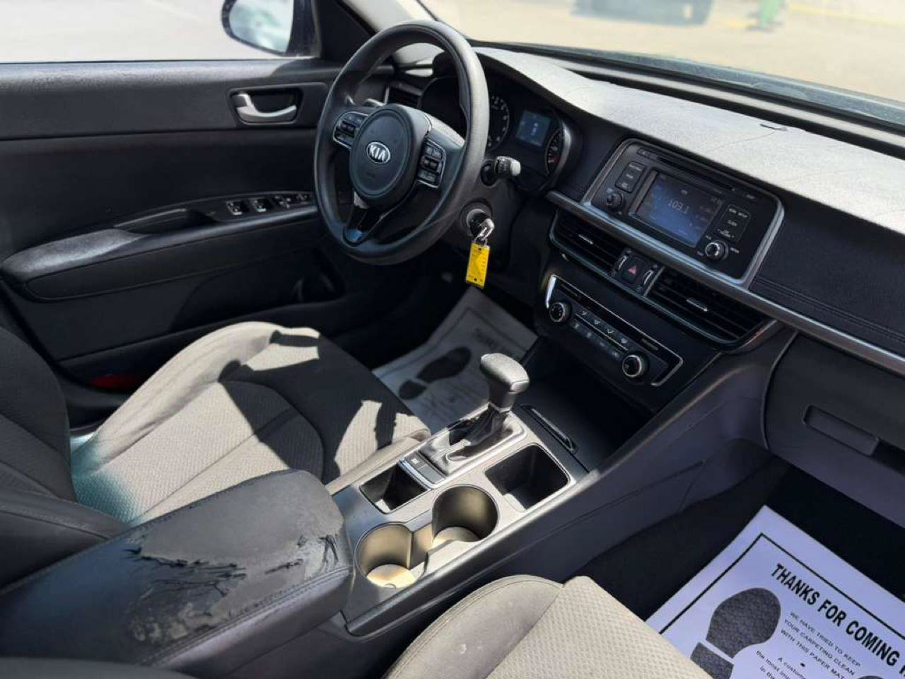 Used 2017 Kia Cadenza Technology FWD image 17