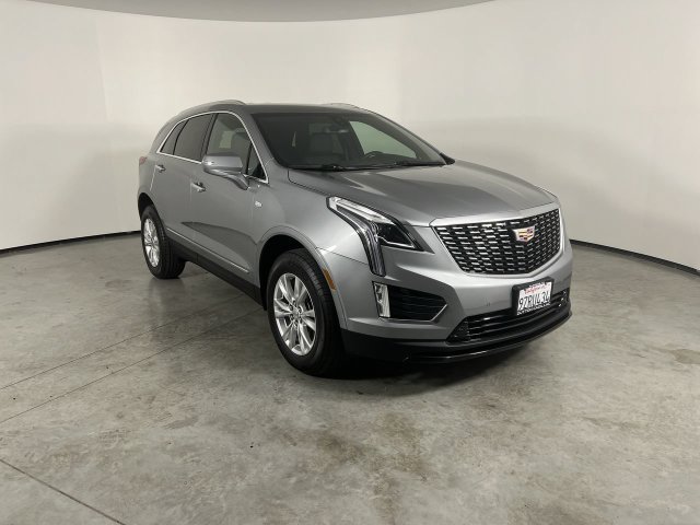 Used 2026 Cadillac XT5 Luxury FWD image 2