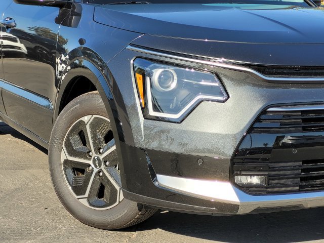 New 2026 Kia Niro FWD image 3