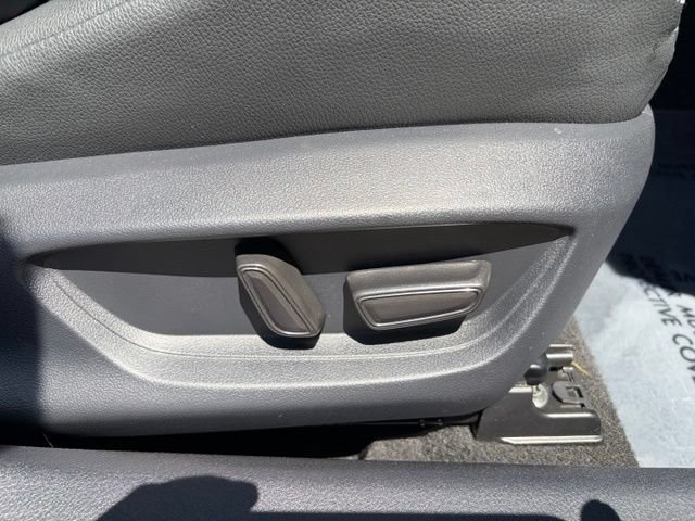 Used 2025 Toyota Camry XSE FWD image 42