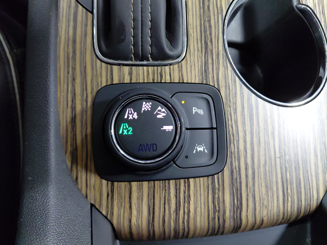Certified 2019 GMC Acadia Denali w/ Technology Package AWD/4WD image 36