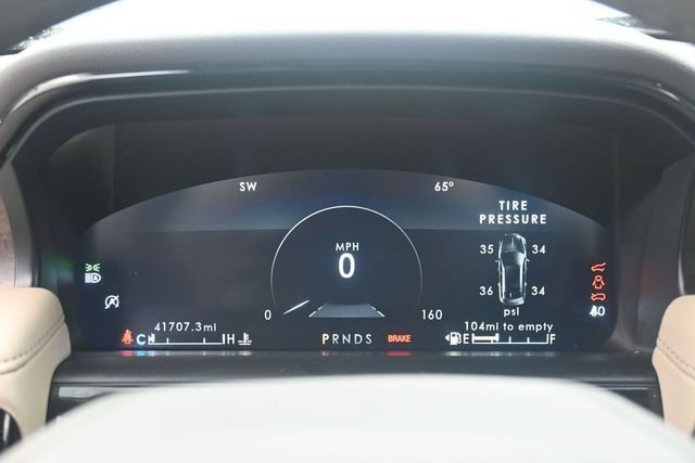 Used 2023 Lincoln Nautilus Reserve w/ Equipment Group 201A AWD/4WD image 10