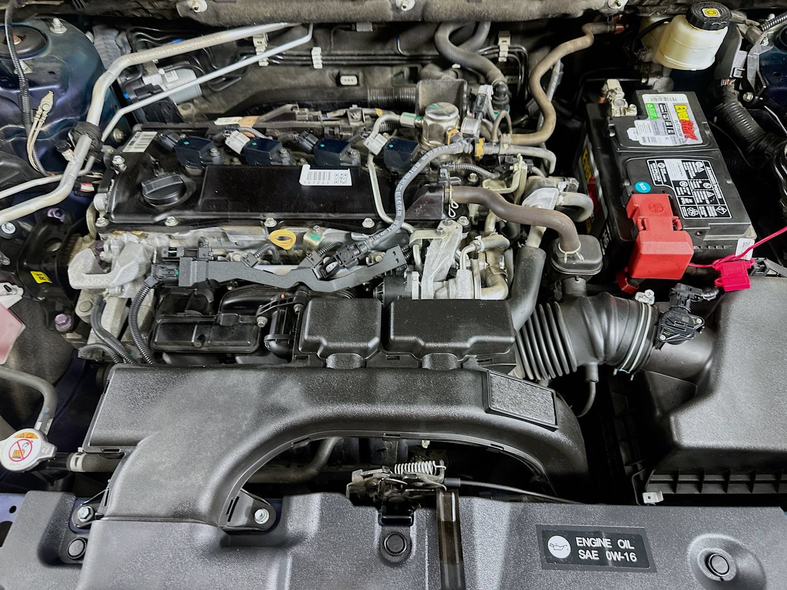 Used 2019 Toyota RAV4 XLE Premium FWD image 28