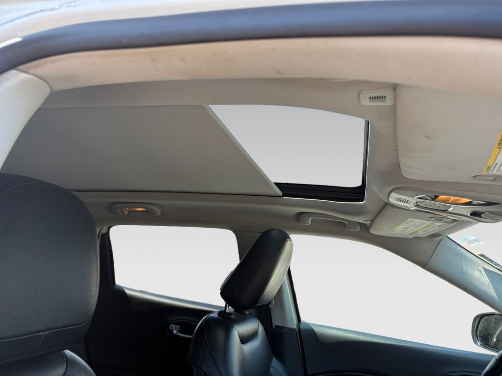 Used 2018 Jeep Compass Latitude w/ Popular Equipment Group image 7