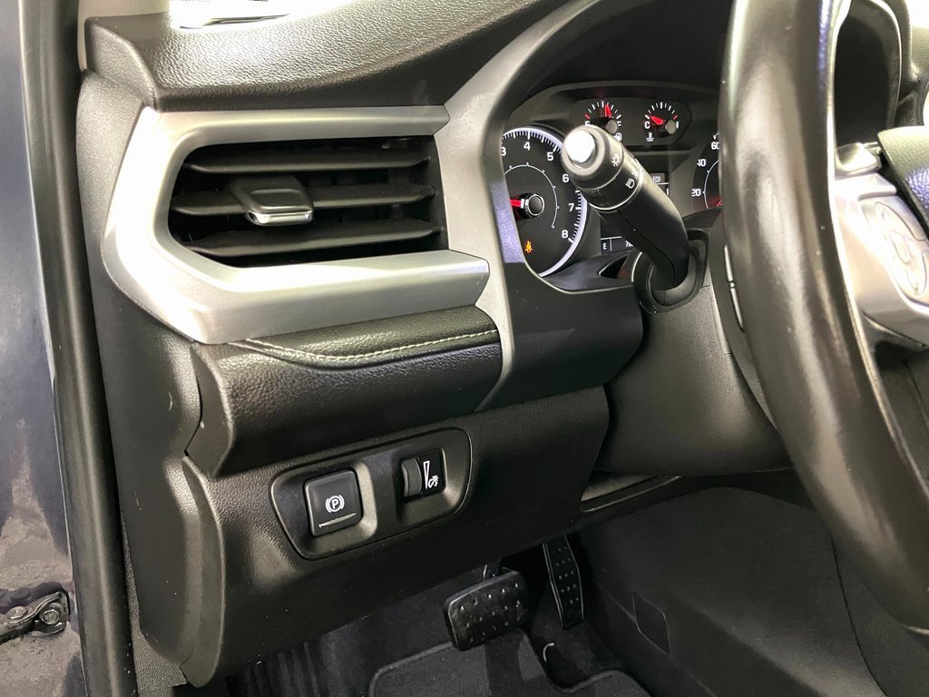 Used 2019 GMC Acadia SLE image 23