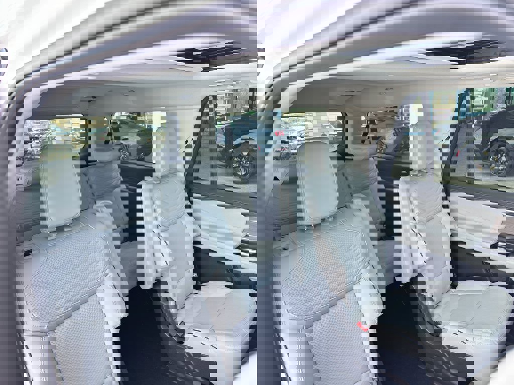 New 2025 Ford Expedition Max Platinum w/ Platinum Ultimate Package image 34