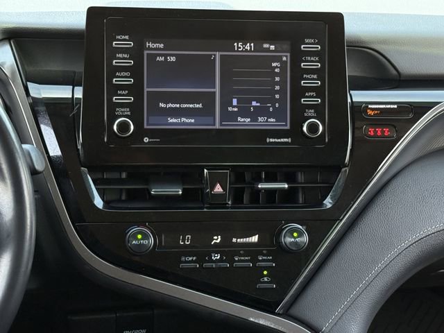 Used 2021 Toyota Camry SE FWD image 14