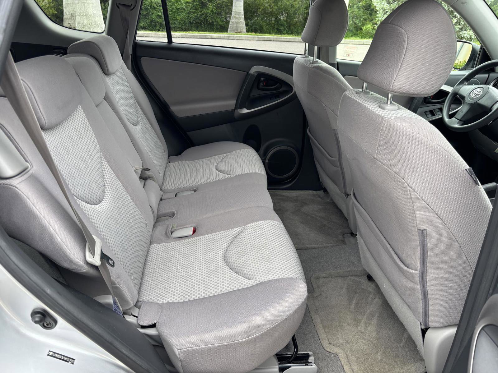 Used 2006 Toyota RAV4 2WD image 16