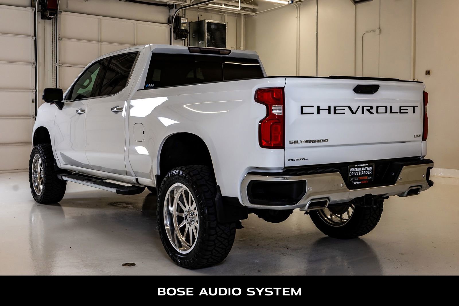 Used 2022 Chevrolet Silverado 1500 LTZ AWD/4WD image 7