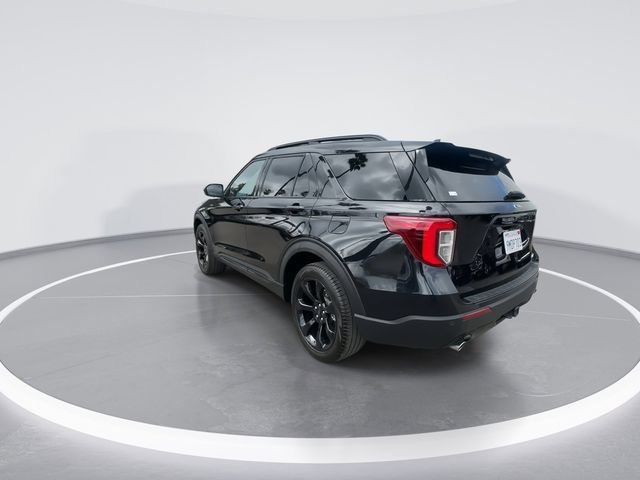 Used 2024 Ford Explorer ST-Line w/ Class IV Trailer Tow Package AWD/4WD image 6