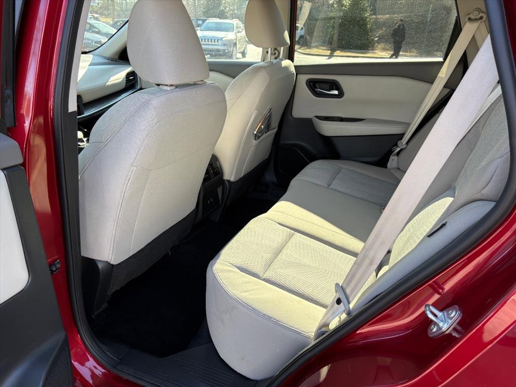 Used 2025 Nissan Rogue SV image 21