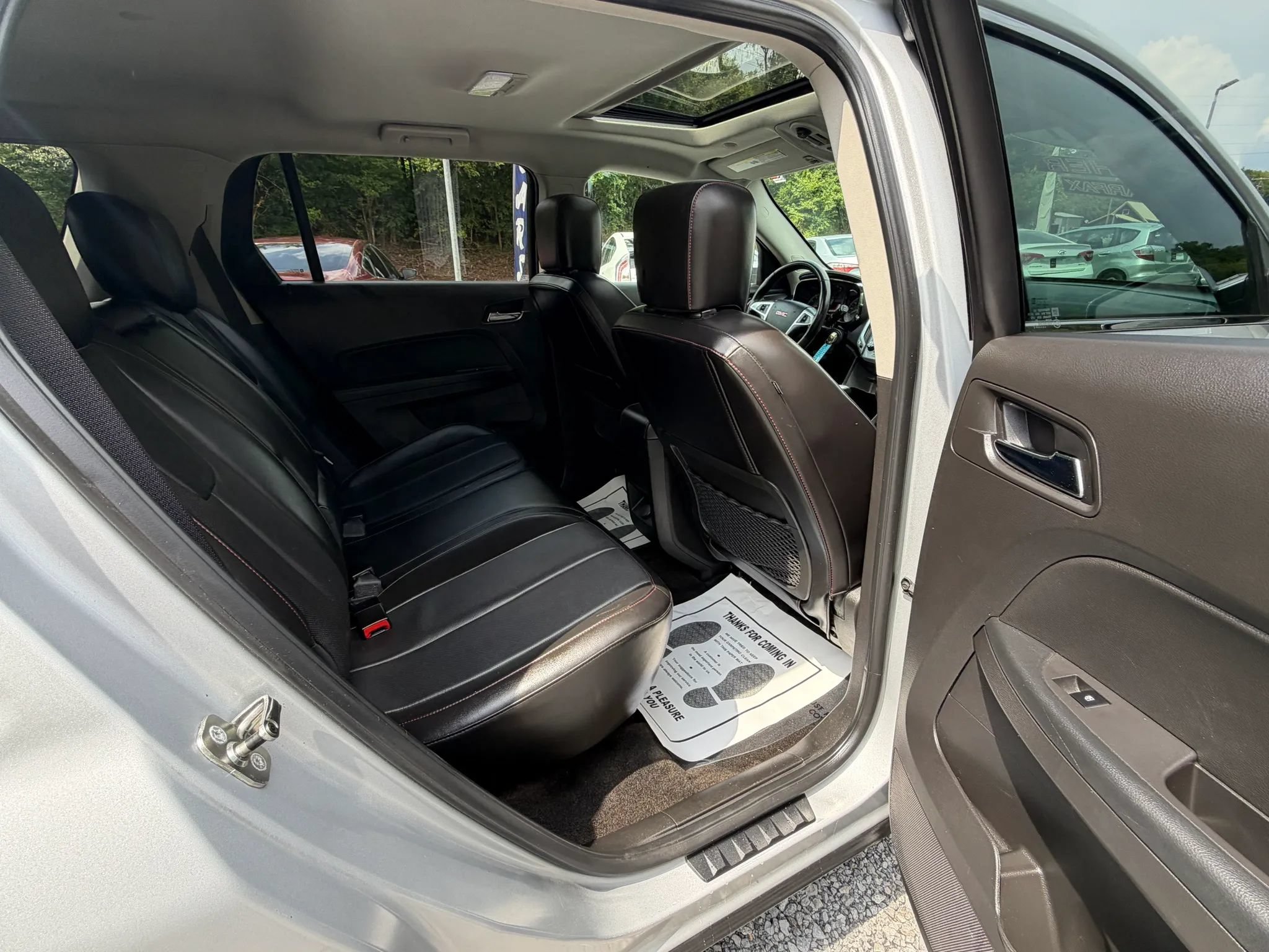 Used 2011 GMC Terrain SLT FWD image 15