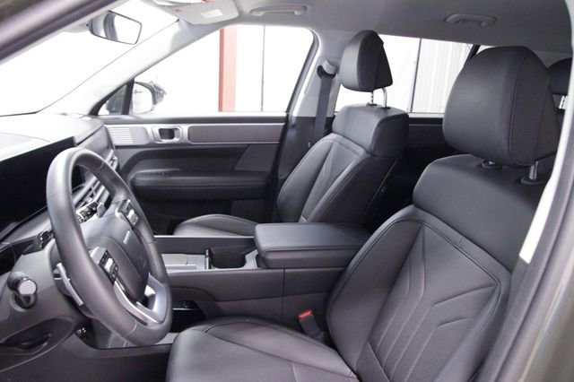 Used 2025 Hyundai Santa Fe SEL image 13