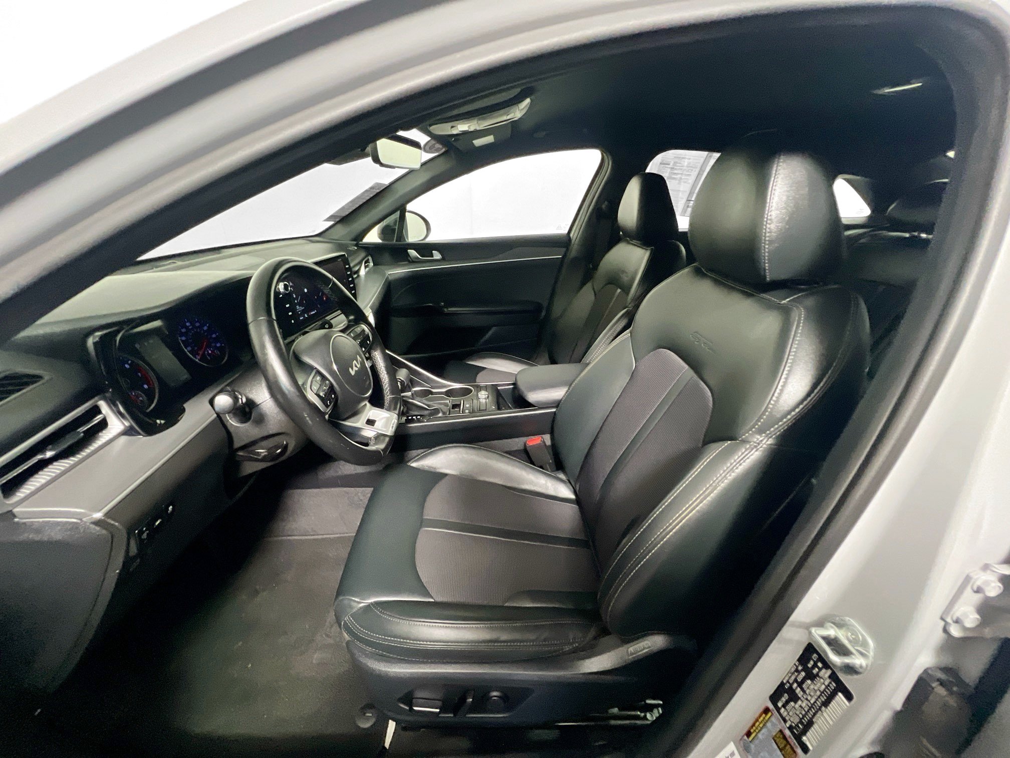 Used 2023 Kia K5 GT-Line w/ GT-Line Premium Package FWD image 14
