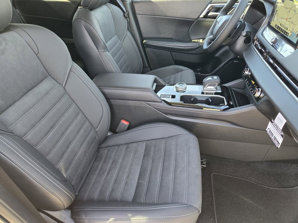 New 2026 Mitsubishi Outlander SE image 11