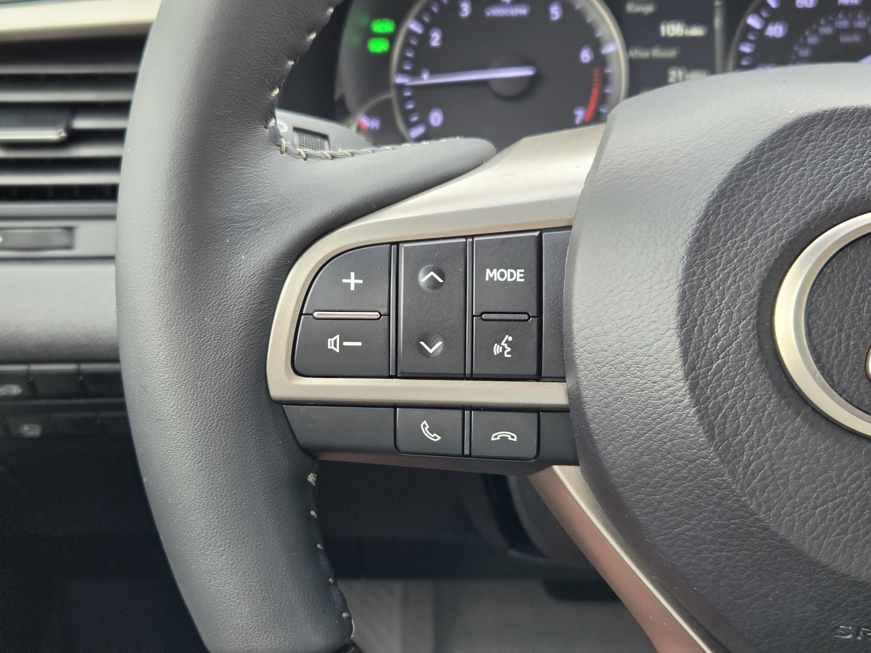 Used 2019 Lexus RX 350 FWD w/ Navigation Package image 36