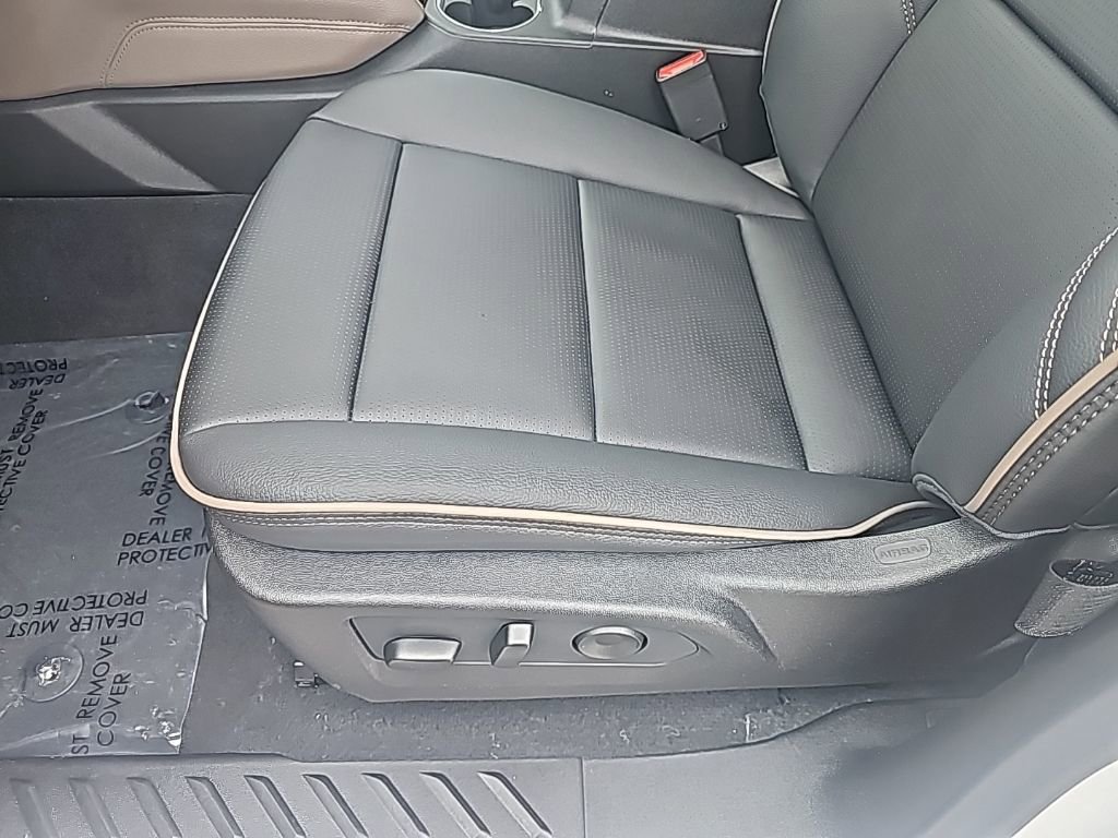 New 2026 GMC Canyon Denali image 10