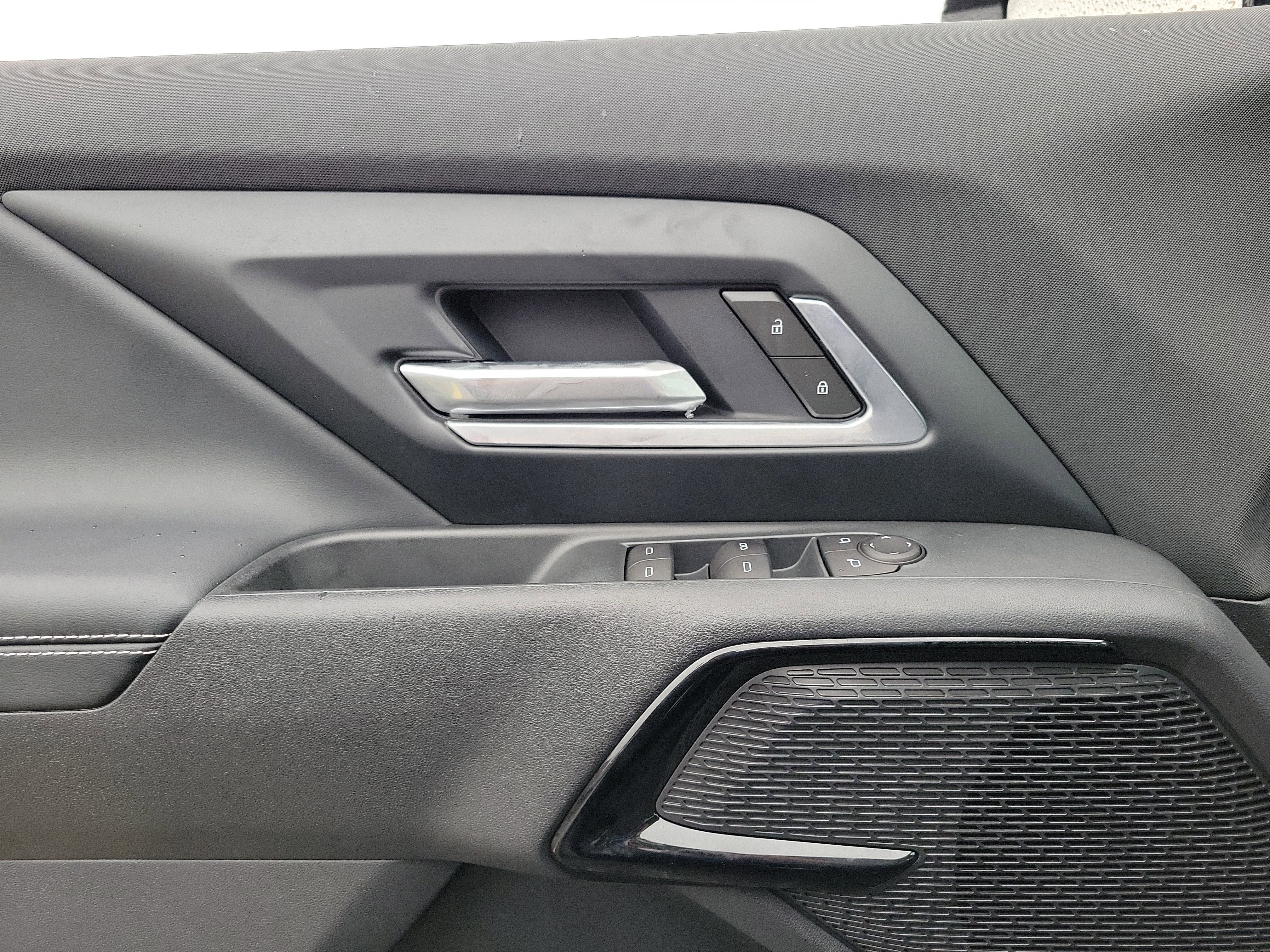 New 2026 Chevrolet Silverado EV LT image 17