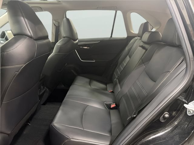 Used 2021 Toyota RAV4 XLE Premium AWD/4WD image 13