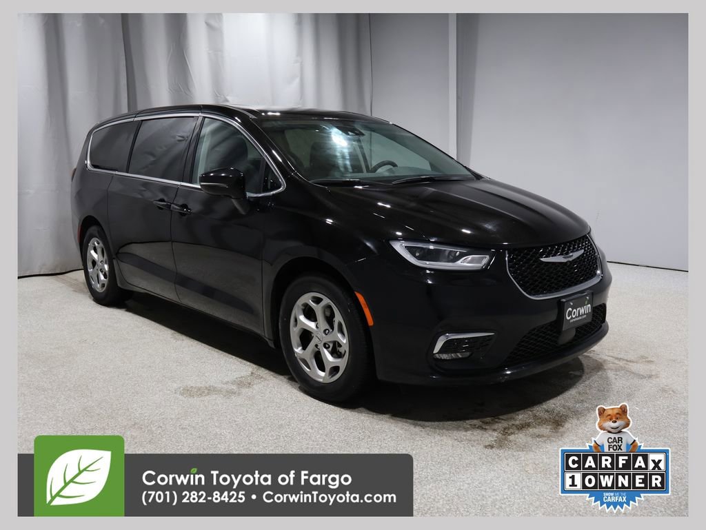 Used 2024 Chrysler Pacifica Limited