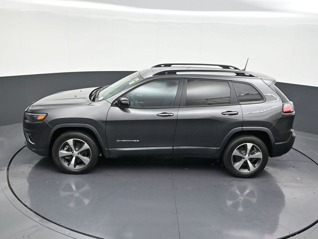 Used 2022 Jeep Cherokee Limited image 20