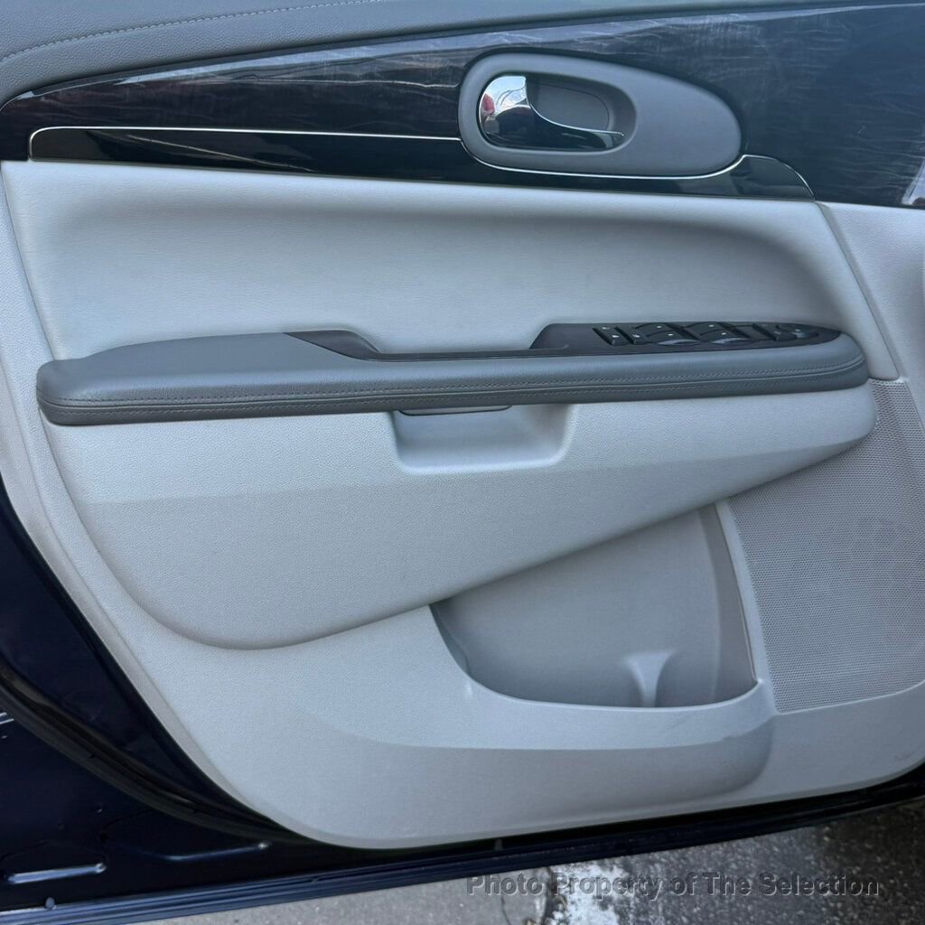 Used 2017 Buick Enclave Convenience FWD image 21