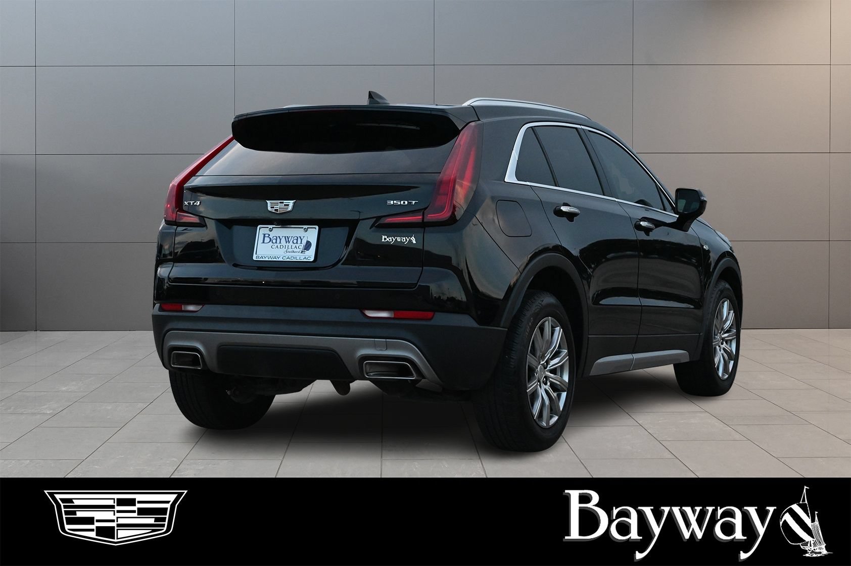 Used 2021 Cadillac XT4 Premium Luxury FWD image 6