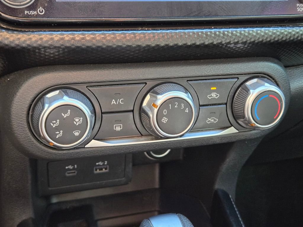 Used 2024 Nissan Kicks SV FWD image 27