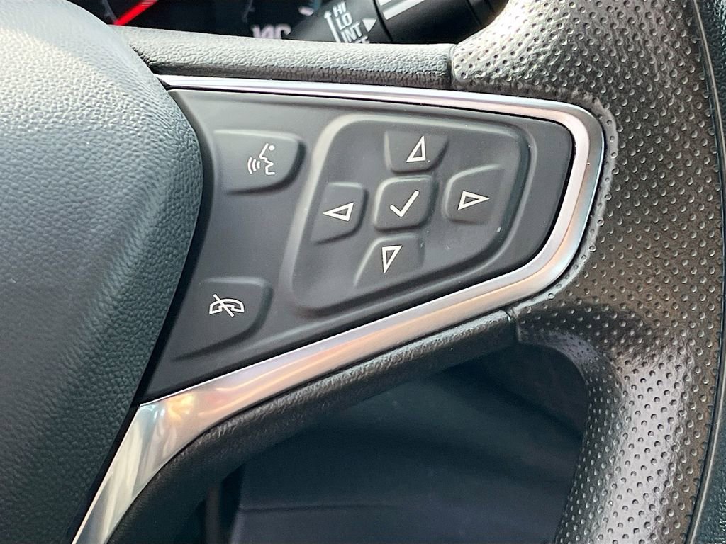 Used 2025 Chevrolet Malibu LT FWD image 19