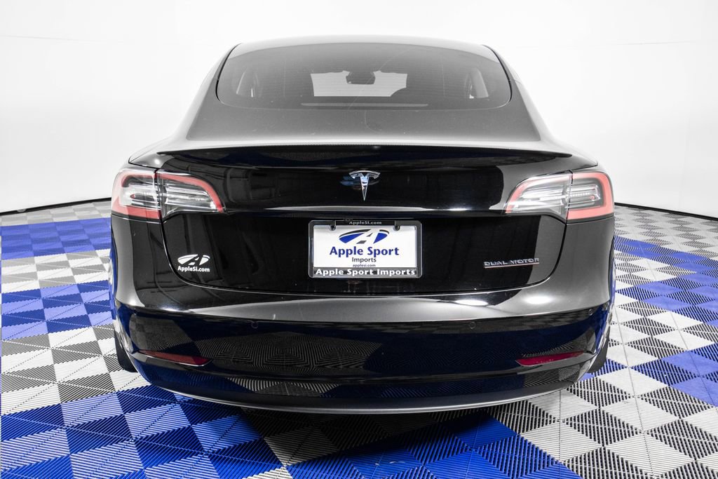 Used 2021 Tesla Model 3 Performance image 5