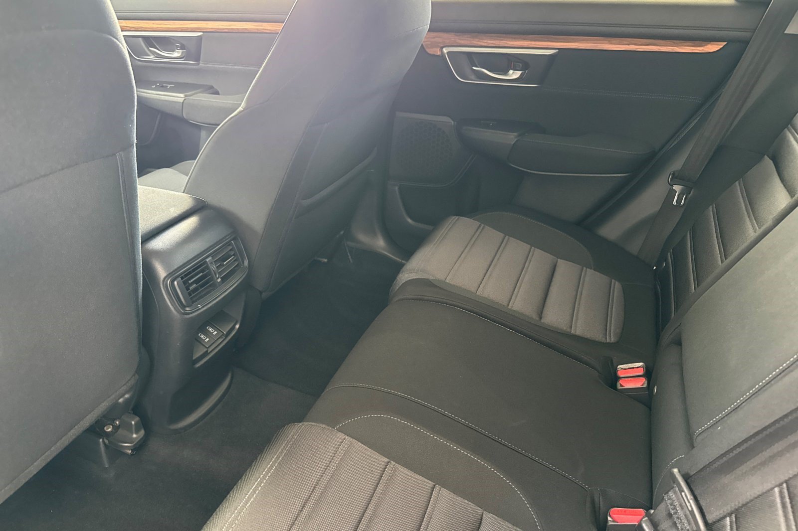 Used 2018 Honda CR-V EX image 15