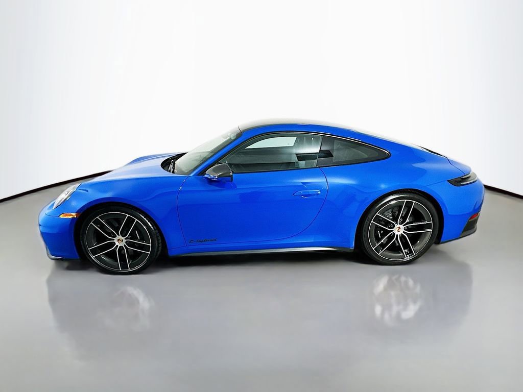 New 2025 Porsche 911 Carrera 4 GTS image 2
