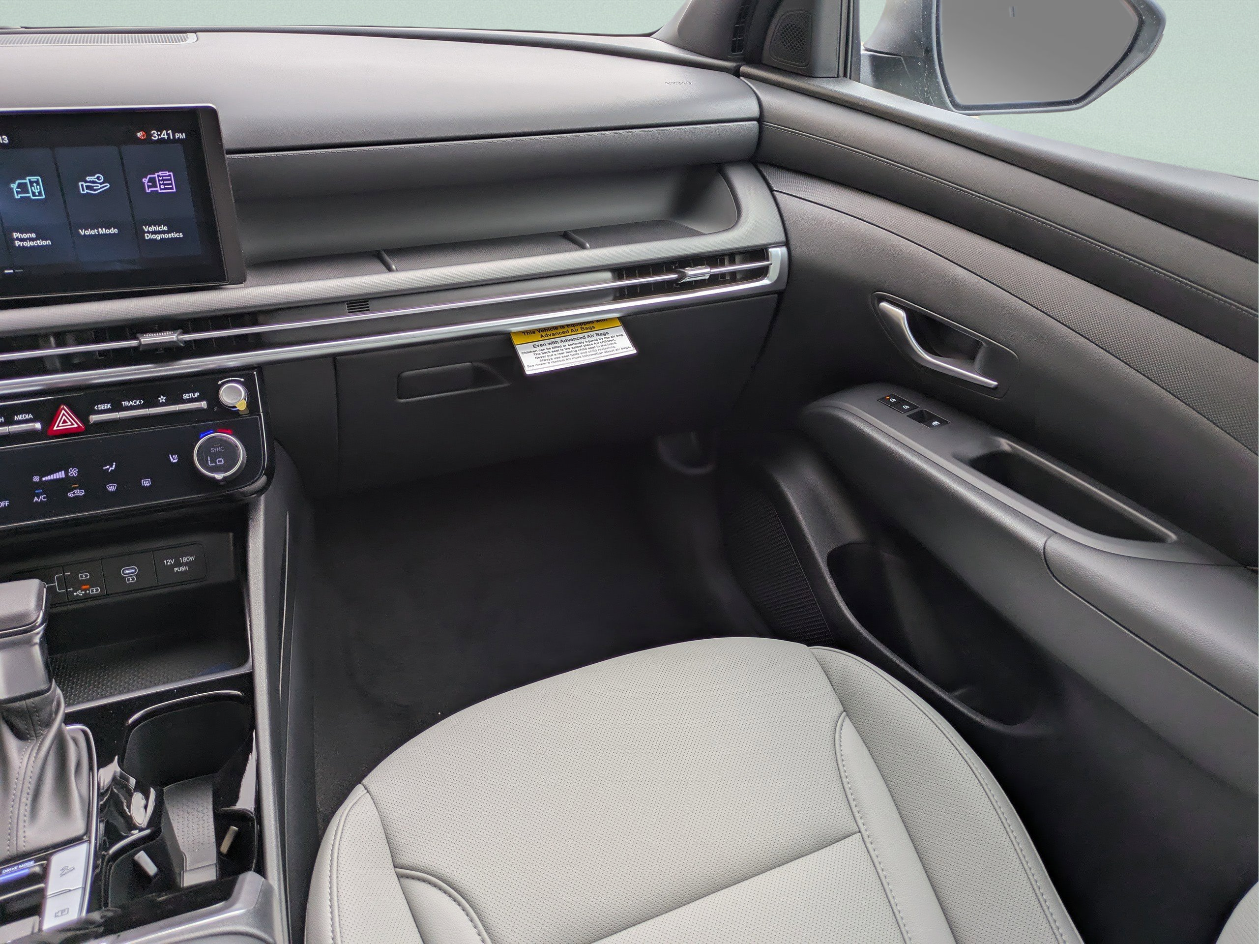 New 2026 Hyundai Santa Cruz SEL FWD image 17