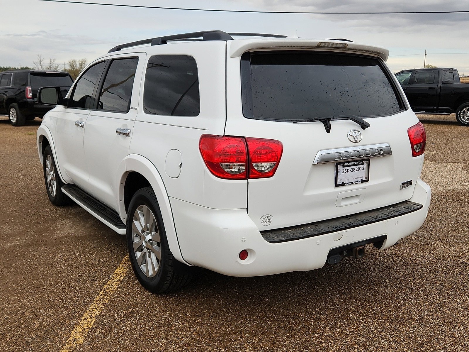 Used 2012 Toyota Sequoia Limited image 3
