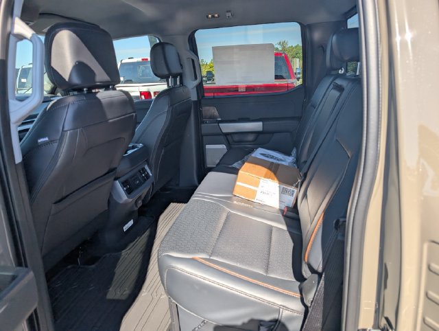 New 2027 Ford F350 Lariat w/ Tremor Off-Road Package AWD/4WD image 11