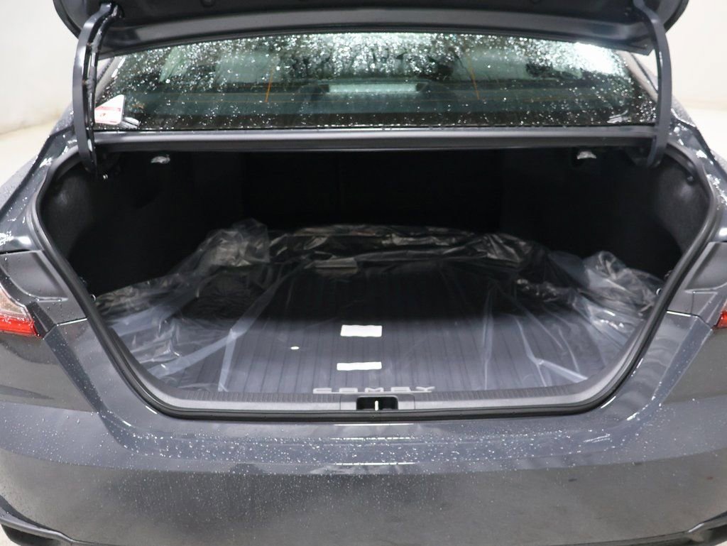 New 2026 Toyota Camry SE image 18