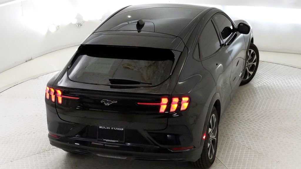 New 2023 Ford Mustang Mach-E Premium image 16