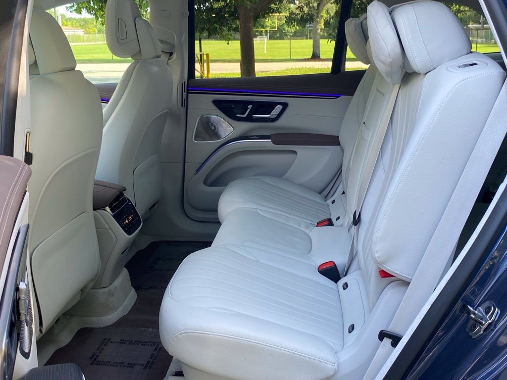 Used 2023 Mercedes-Benz EQS 450+ 4MATIC SUV w/ AMG Line Exterior Package image 17