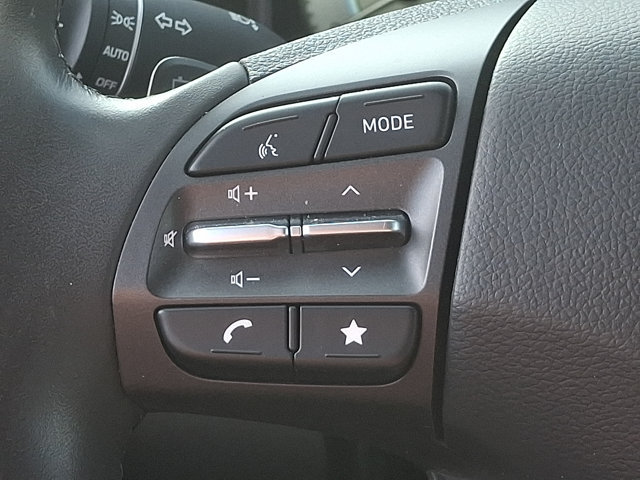 Certified 2023 Hyundai Kona SEL FWD image 22