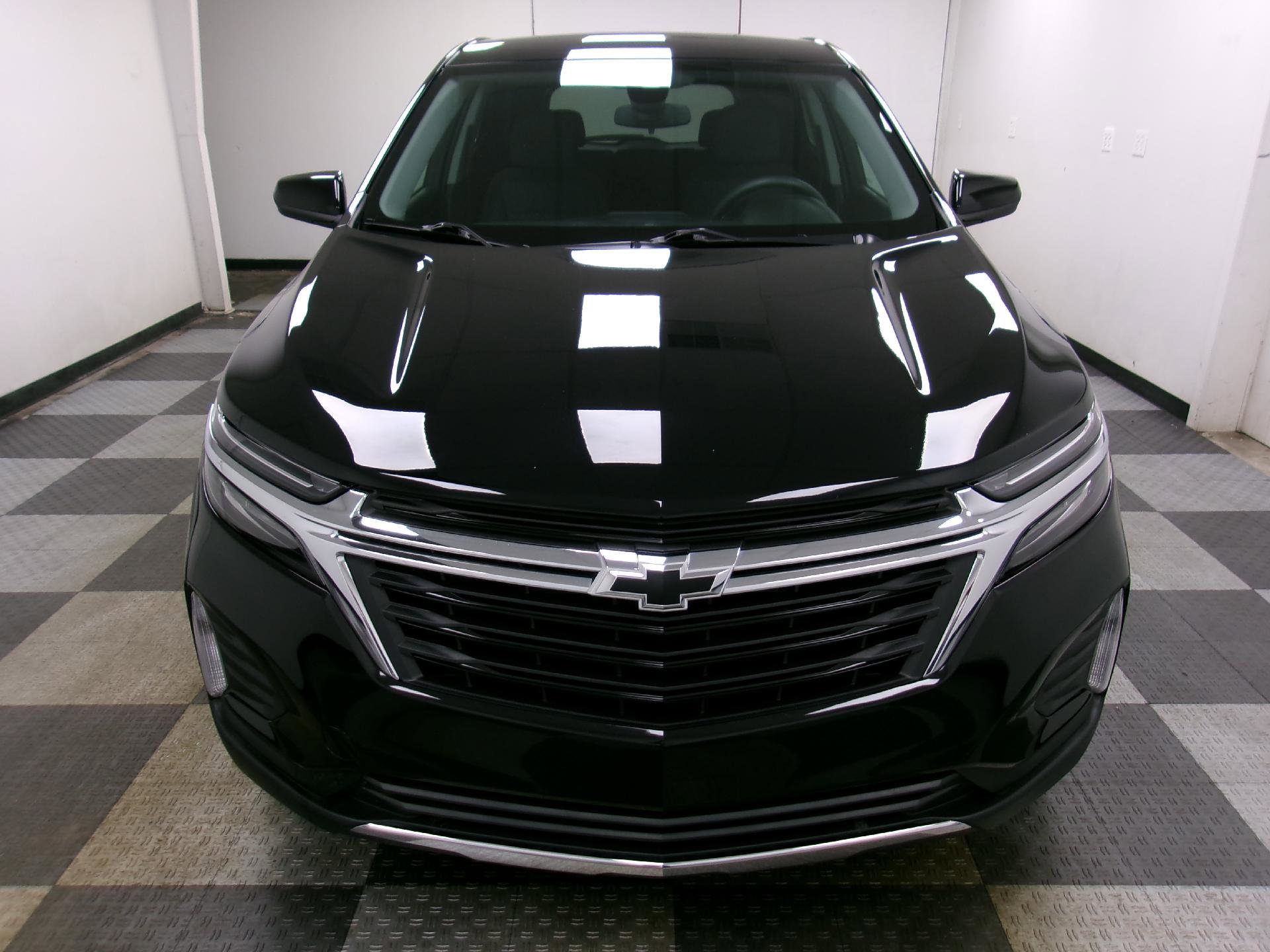Certified 2023 Chevrolet Equinox LT w/ LPO, Floor Liner Package FWD image 14