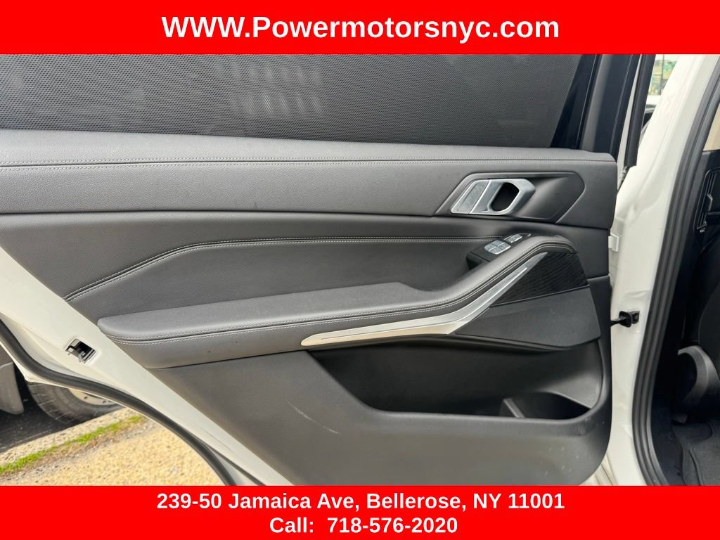 Used 2022 BMW X7 xDrive40i w/ Premium Package AWD/4WD image 24
