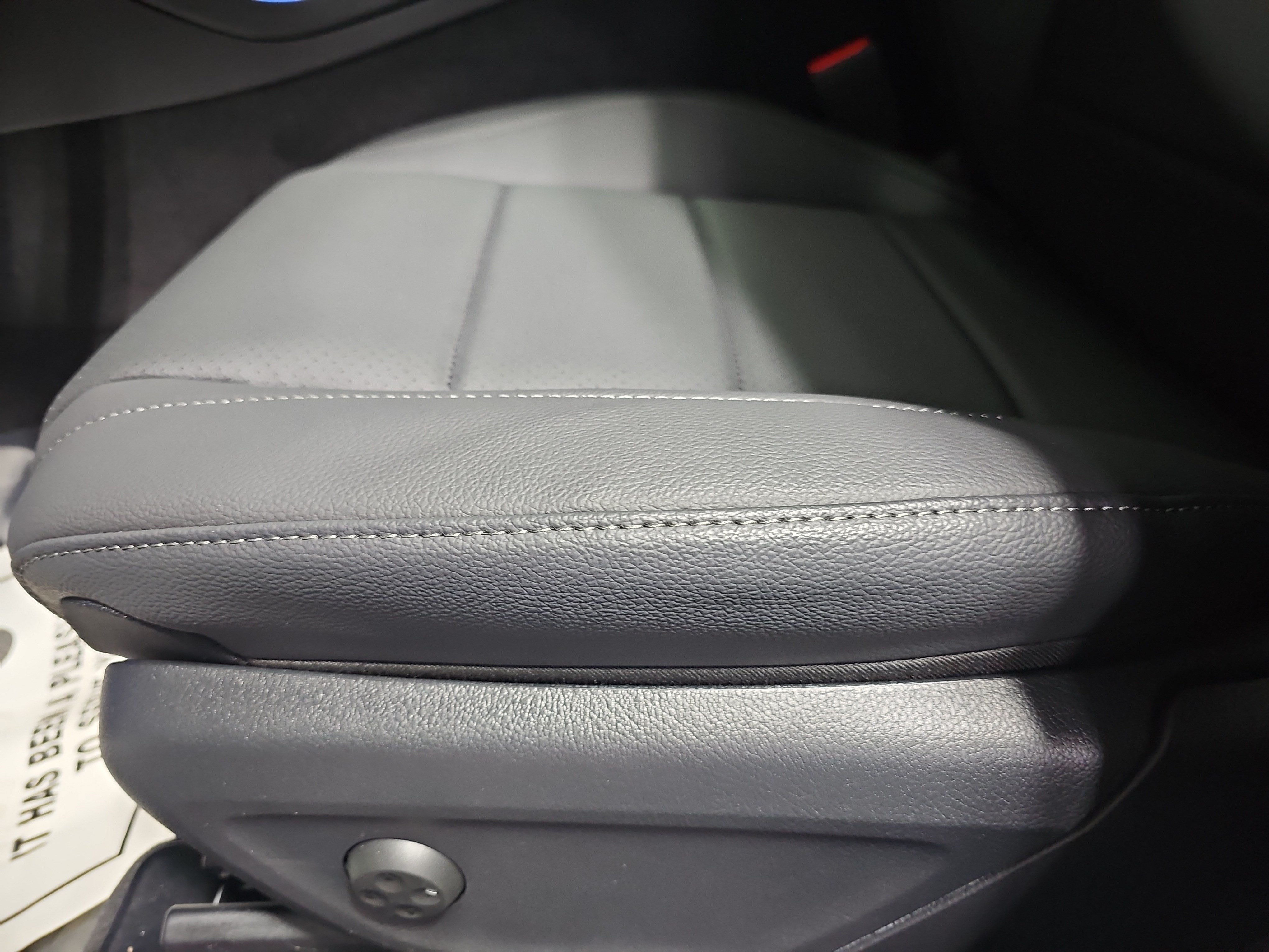New 2026 Mercedes-Benz GLS 450 4MATIC image 30