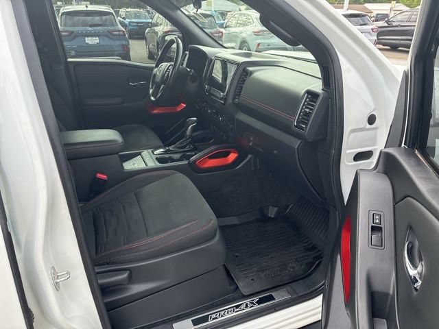 Used 2023 Nissan Frontier PRO-4X w/ Pro Convenience Package AWD/4WD image 25